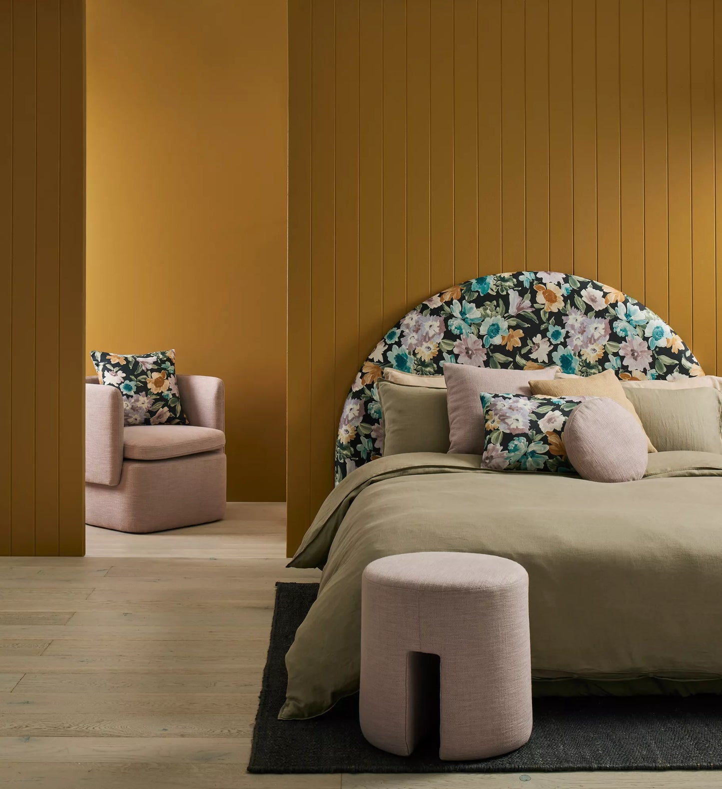 Florencia by Warwick Fabrics