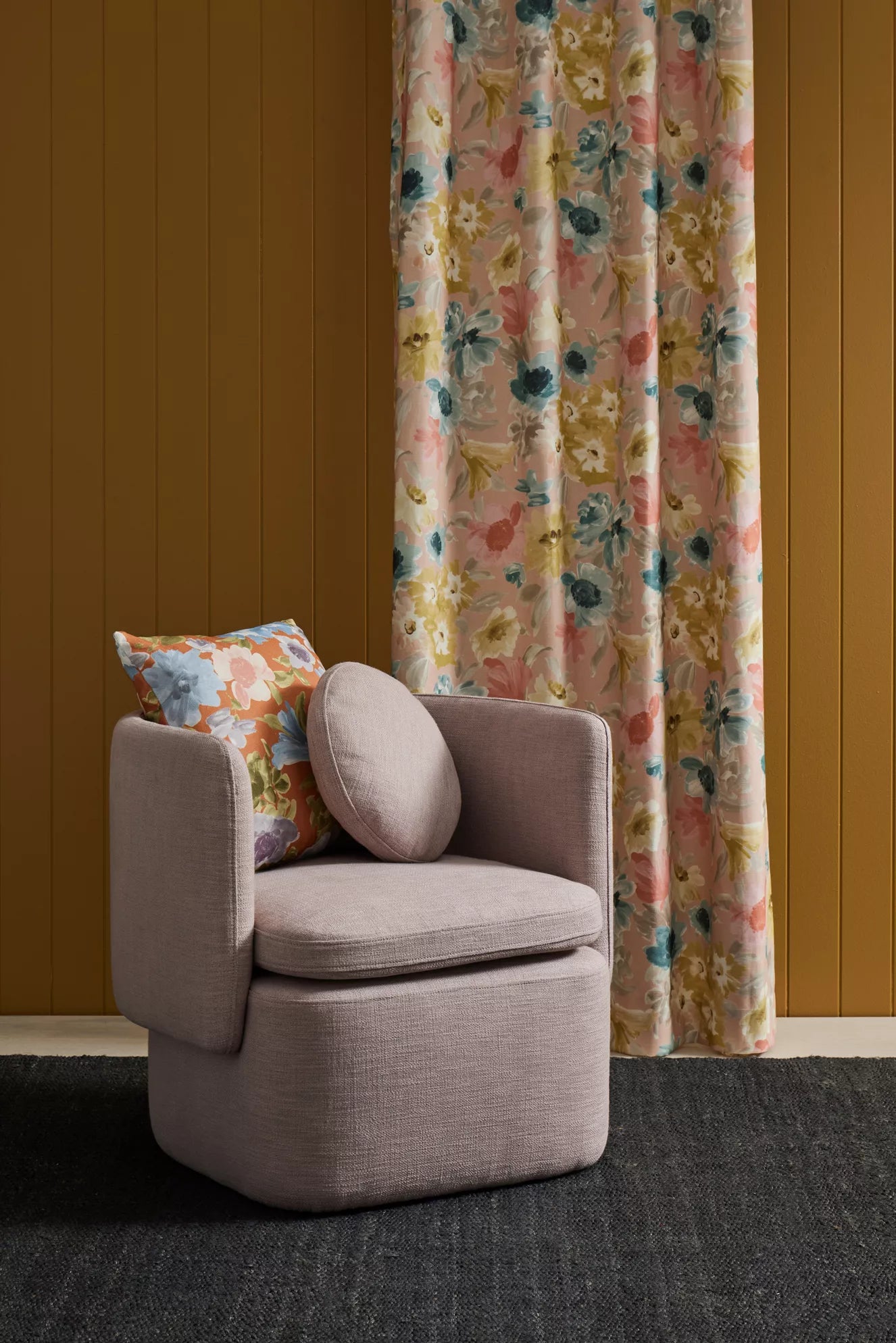 Florencia by Warwick Fabrics