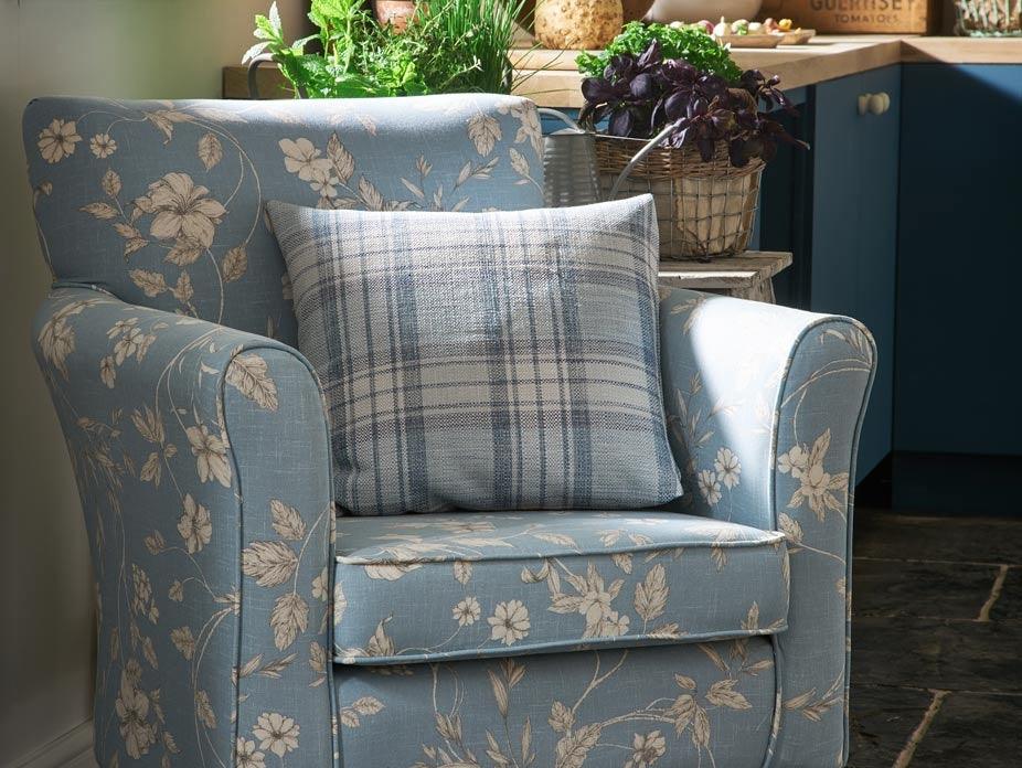 Shaker Check Wedgewood by ILIV